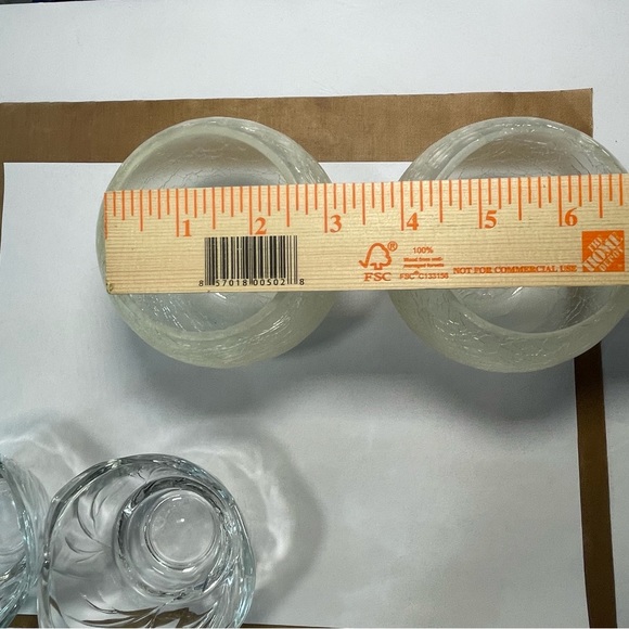 Vintage candleholders lot clear glass floral pattern & frosted crackle globe set - Picture 4 of 16